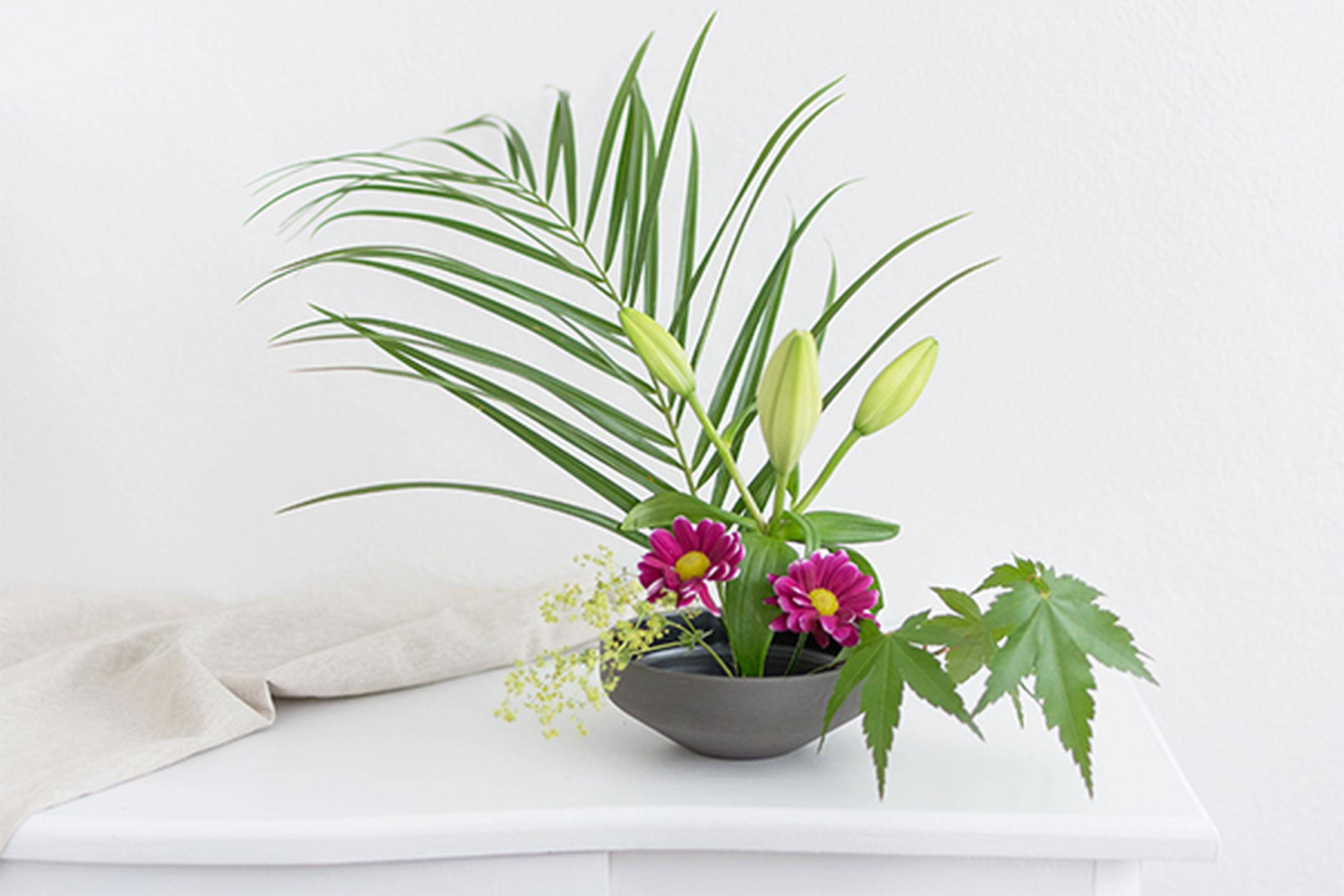 Ikebana mit Höhenunterschied Schritt 3