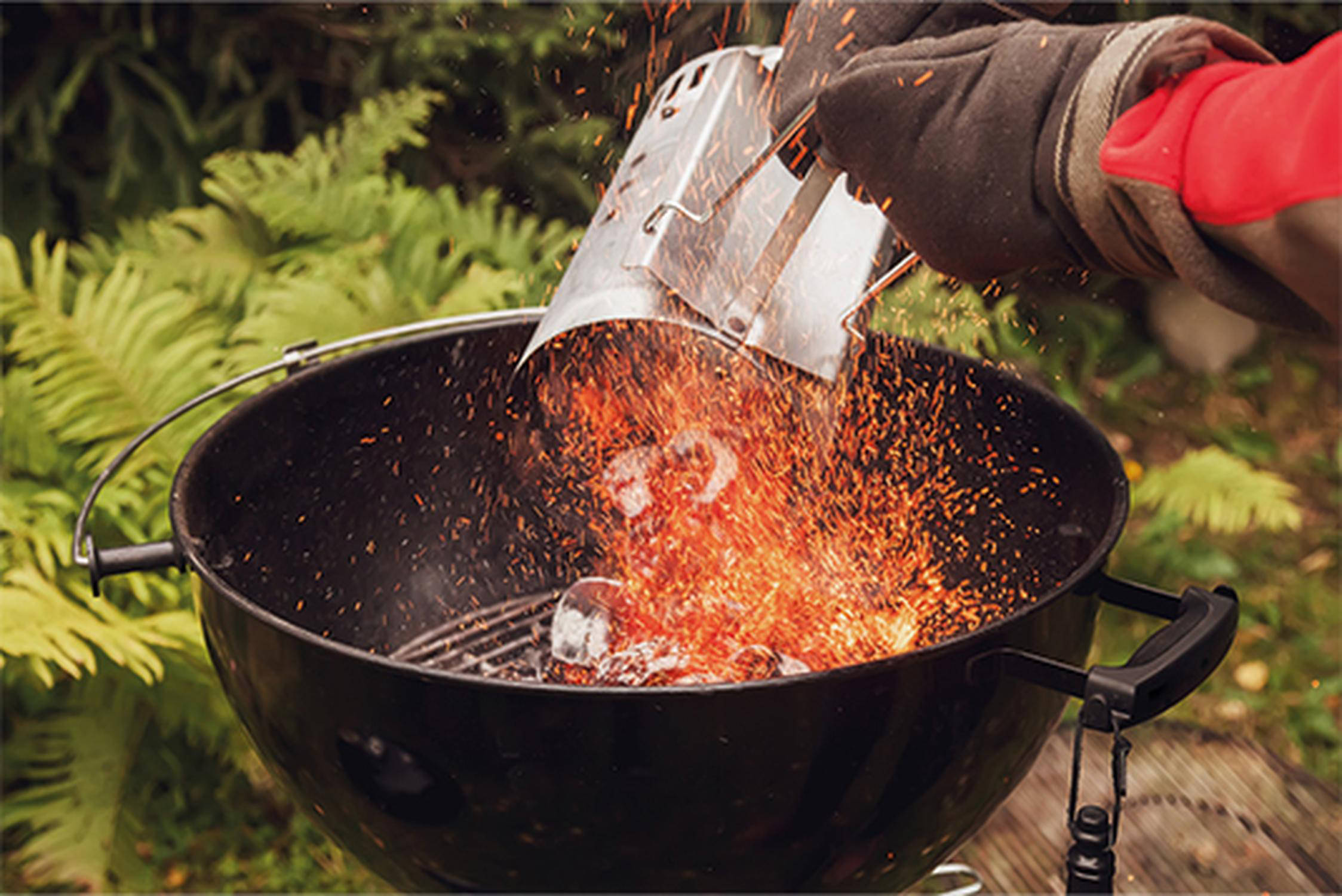Holzkohlegrill