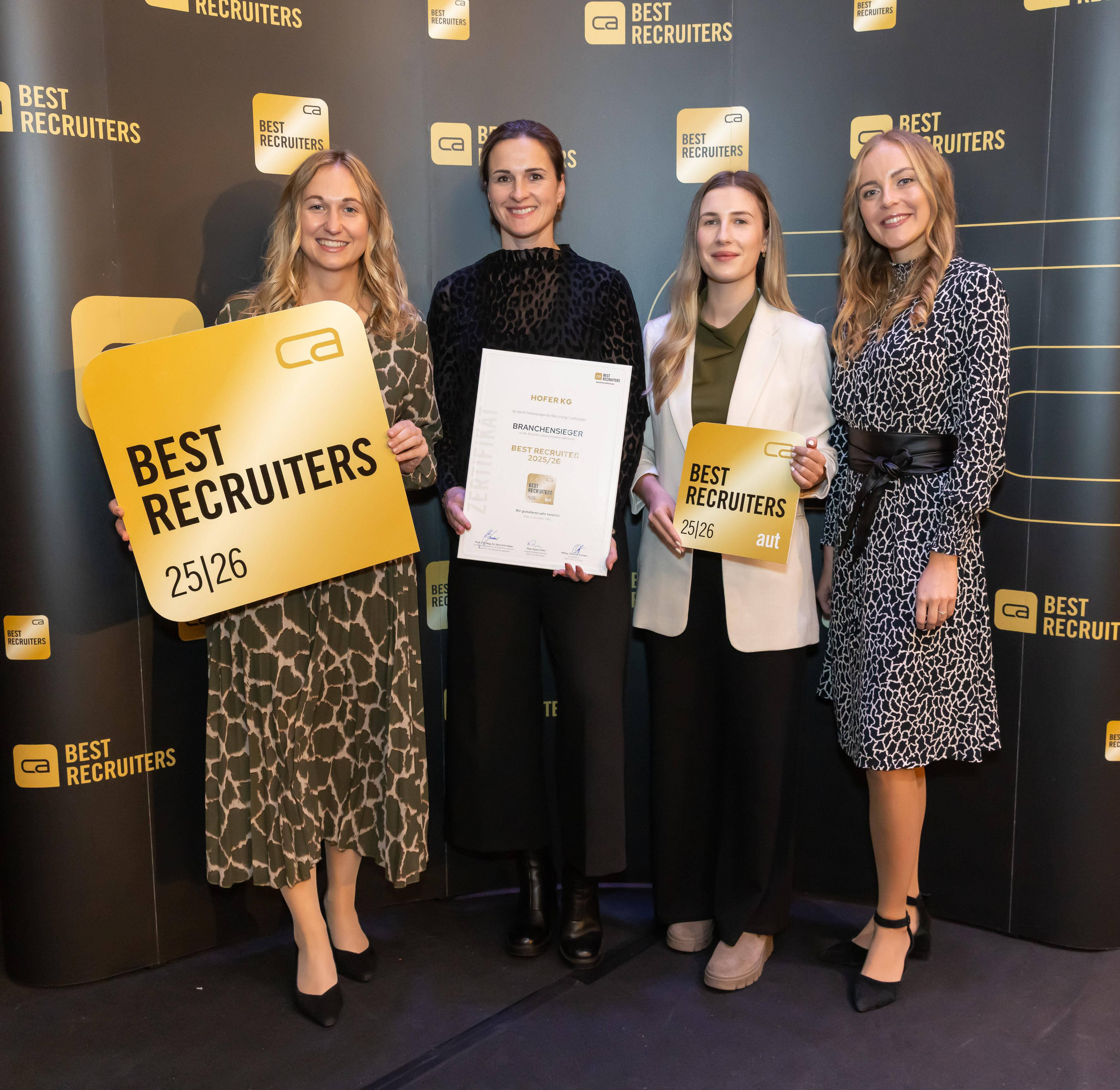 4 Damen beim Best Recruiter Award
