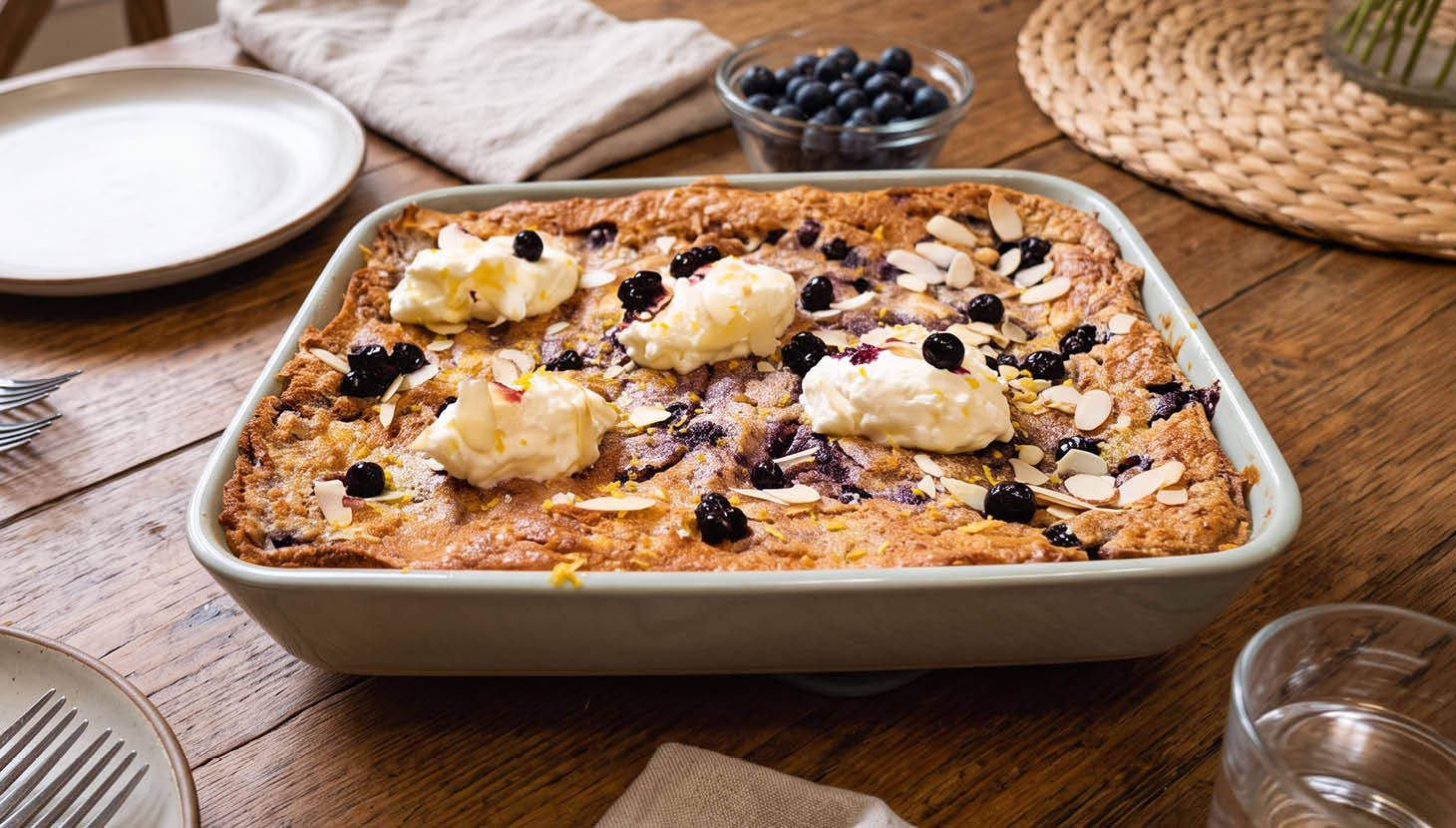 Áfonyás kalácsguba mascarpone krémmel