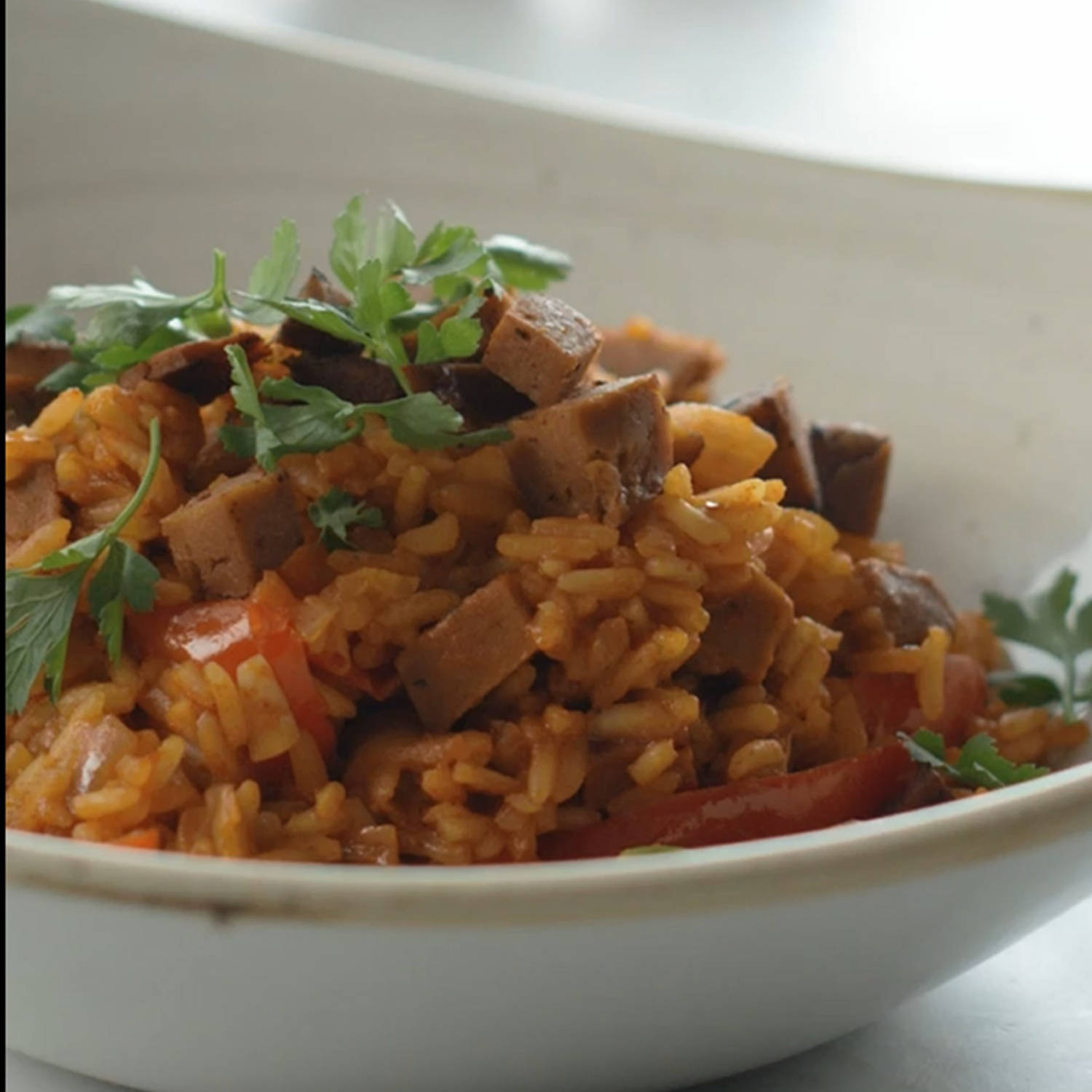 Serviervorschlag: Vegane Seitan-Bowl