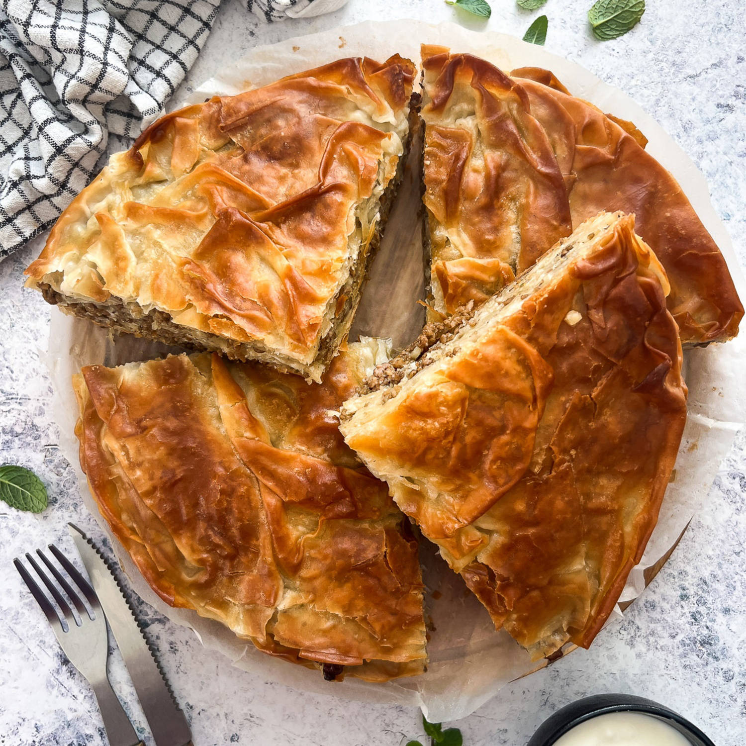 Serviervorschlag: Herzhaftes Fleisch-Burek