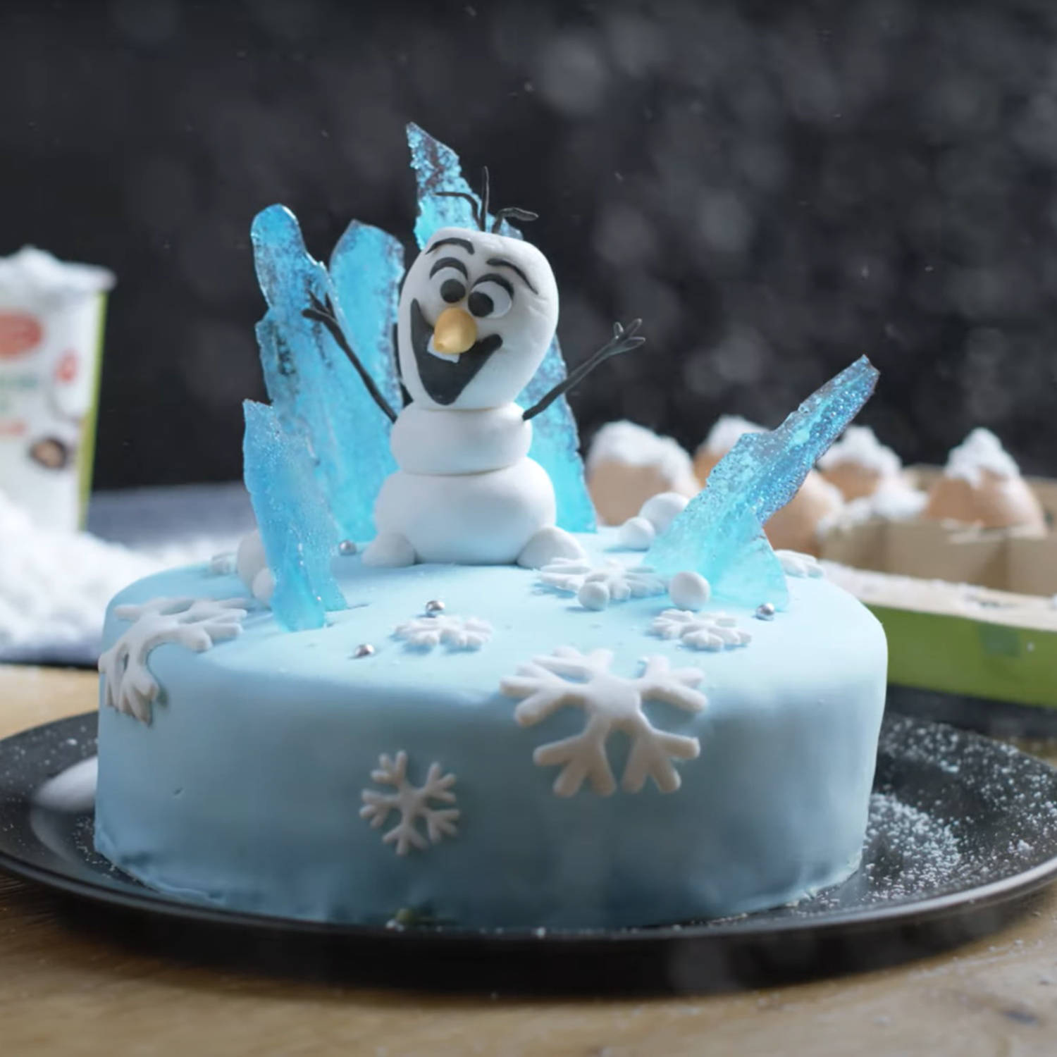 Serviervorschlag: Frozen-Torte