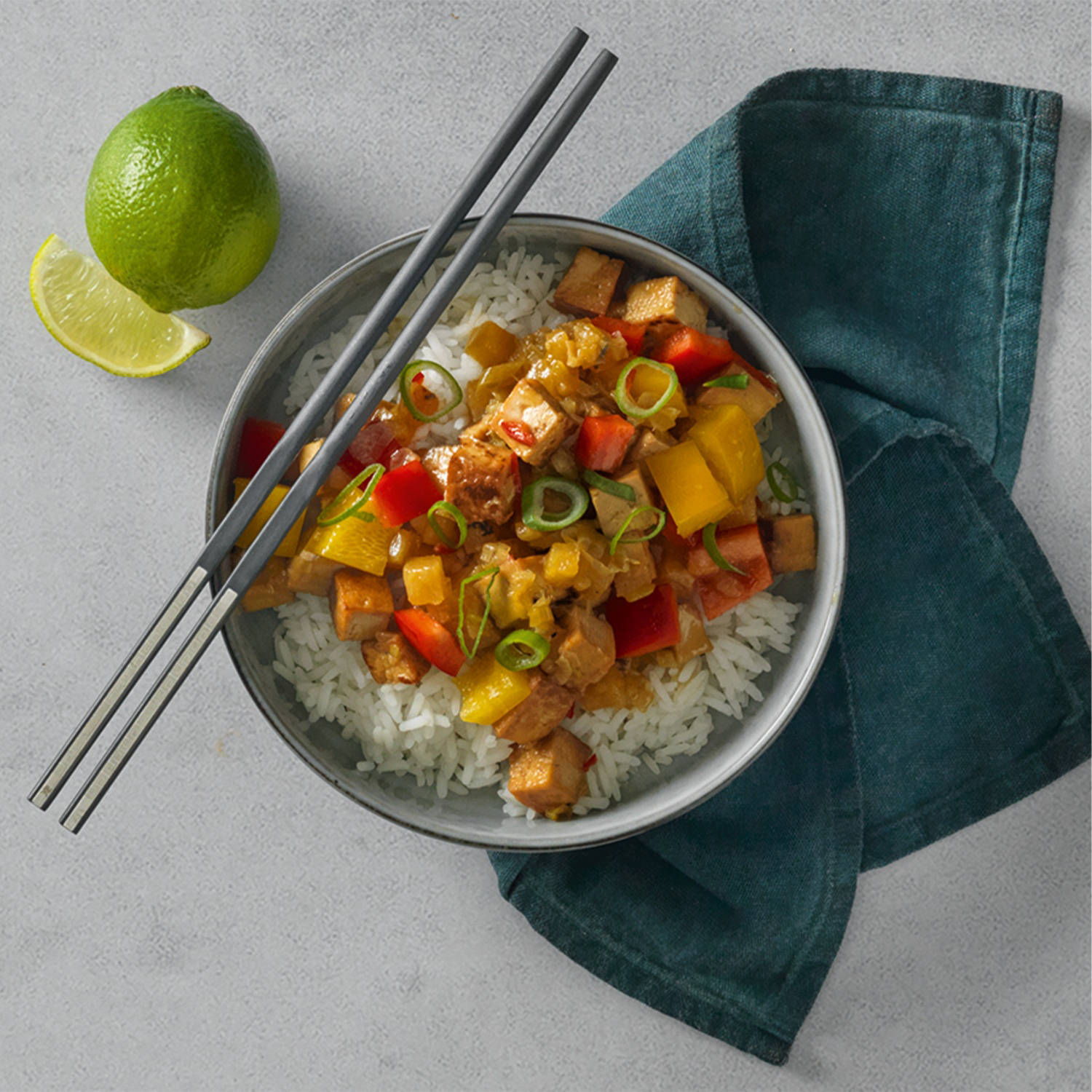 Serviervorschlag: Tofu Süß-Sauer