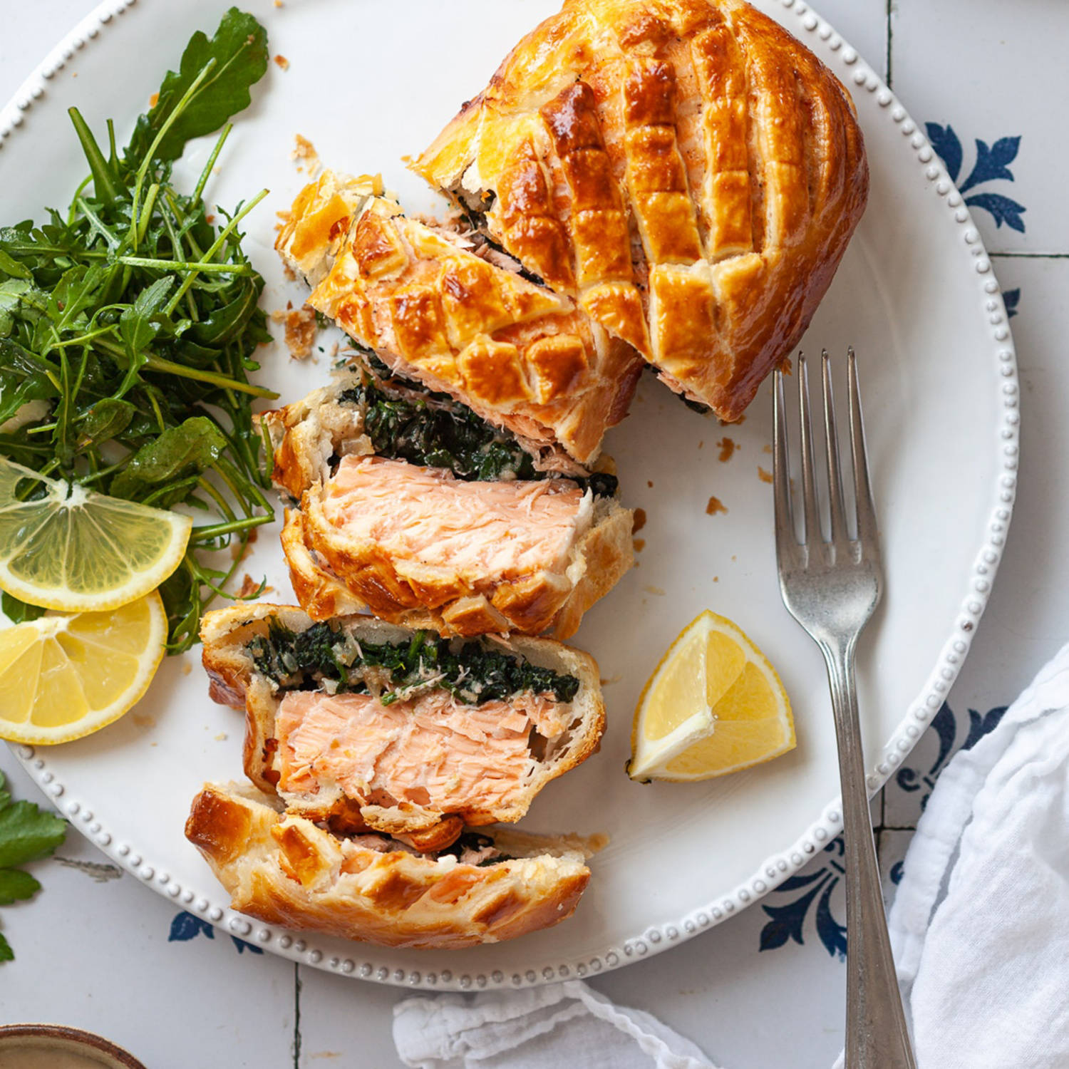 Serviervorschlag: Saftiger Lachs Wellington