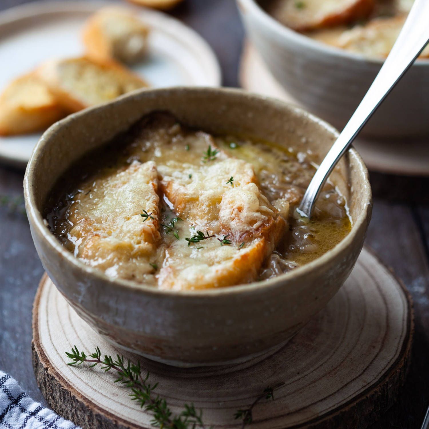 Serviervorschlag: Französische Zwiebelsuppe