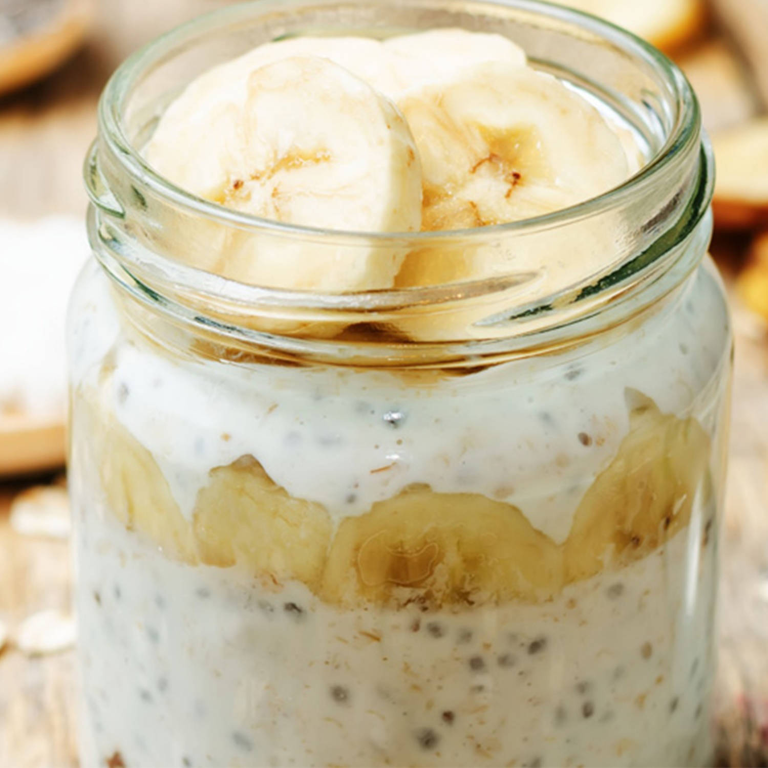 Serviervorschlag: Zimitger Bananen-Chia-Pudding
