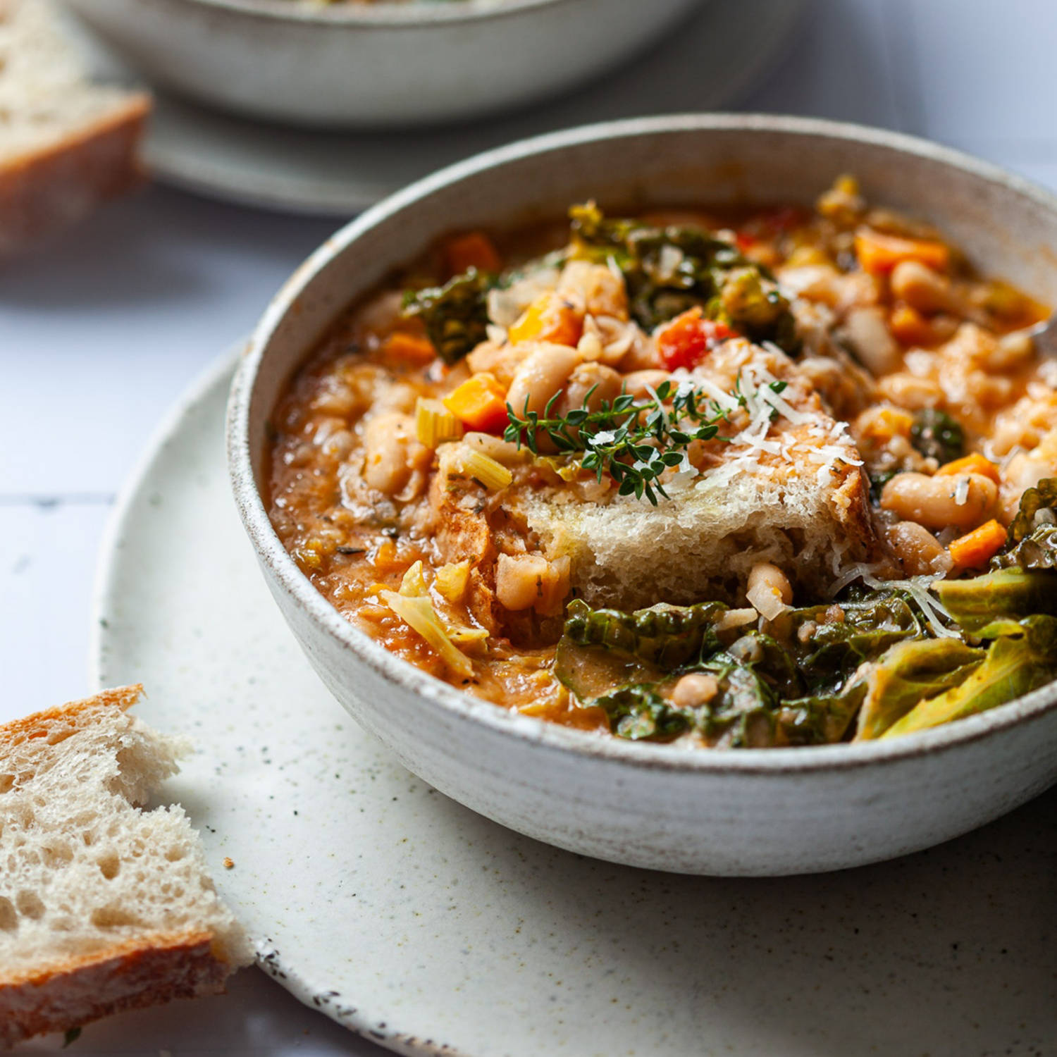 Serviervorschlag: Toskanische Ribollita-Suppe