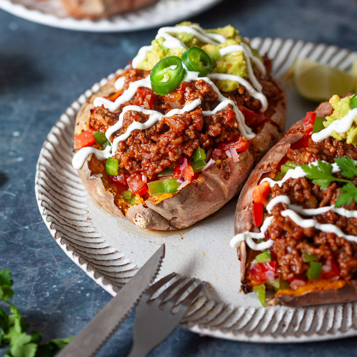 Serviervorschlag: Gefüllte Süßkartoffel Tacos