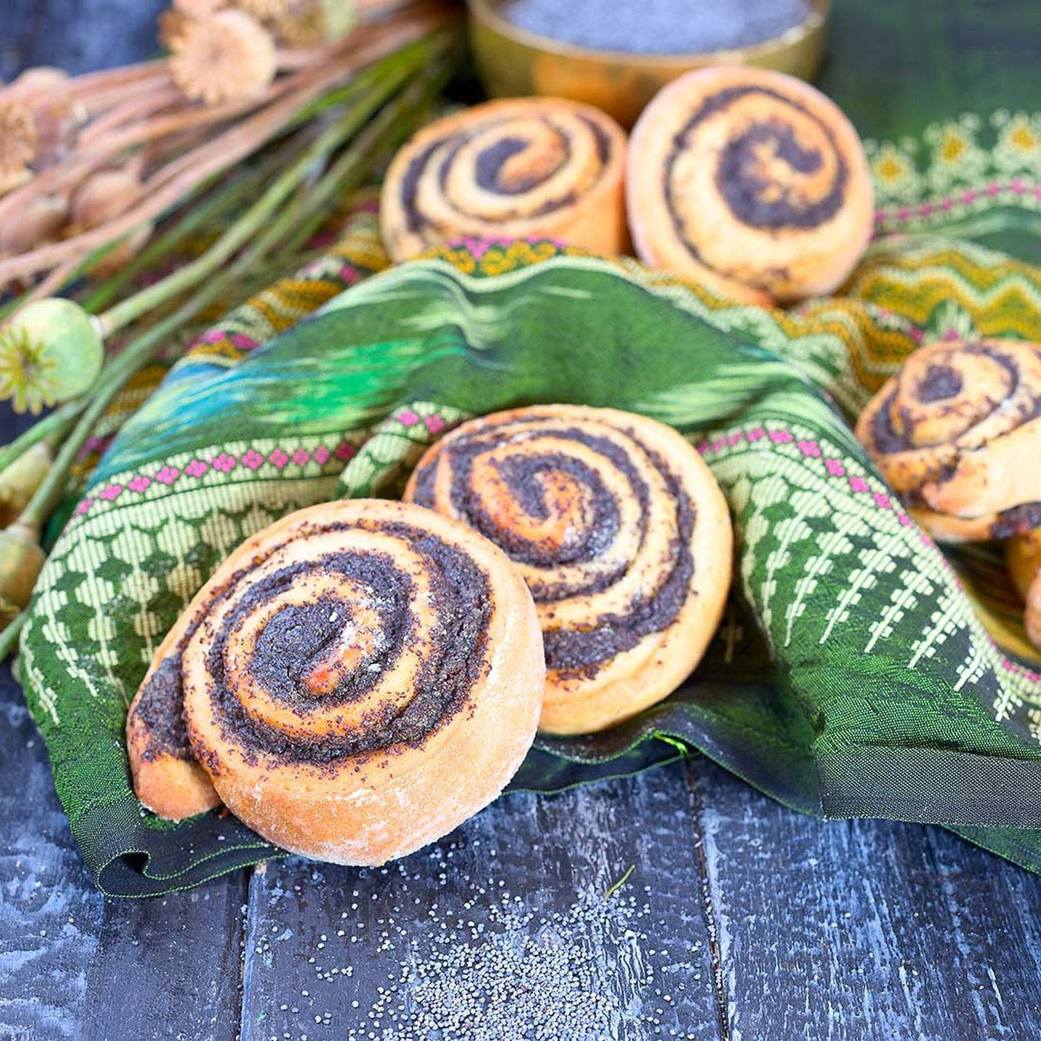 Serviervorschlag: Schnecken mit Mohnfüllung