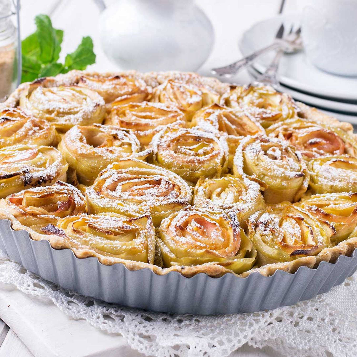 Serviervorschlag: Apfelrosen-Tarte