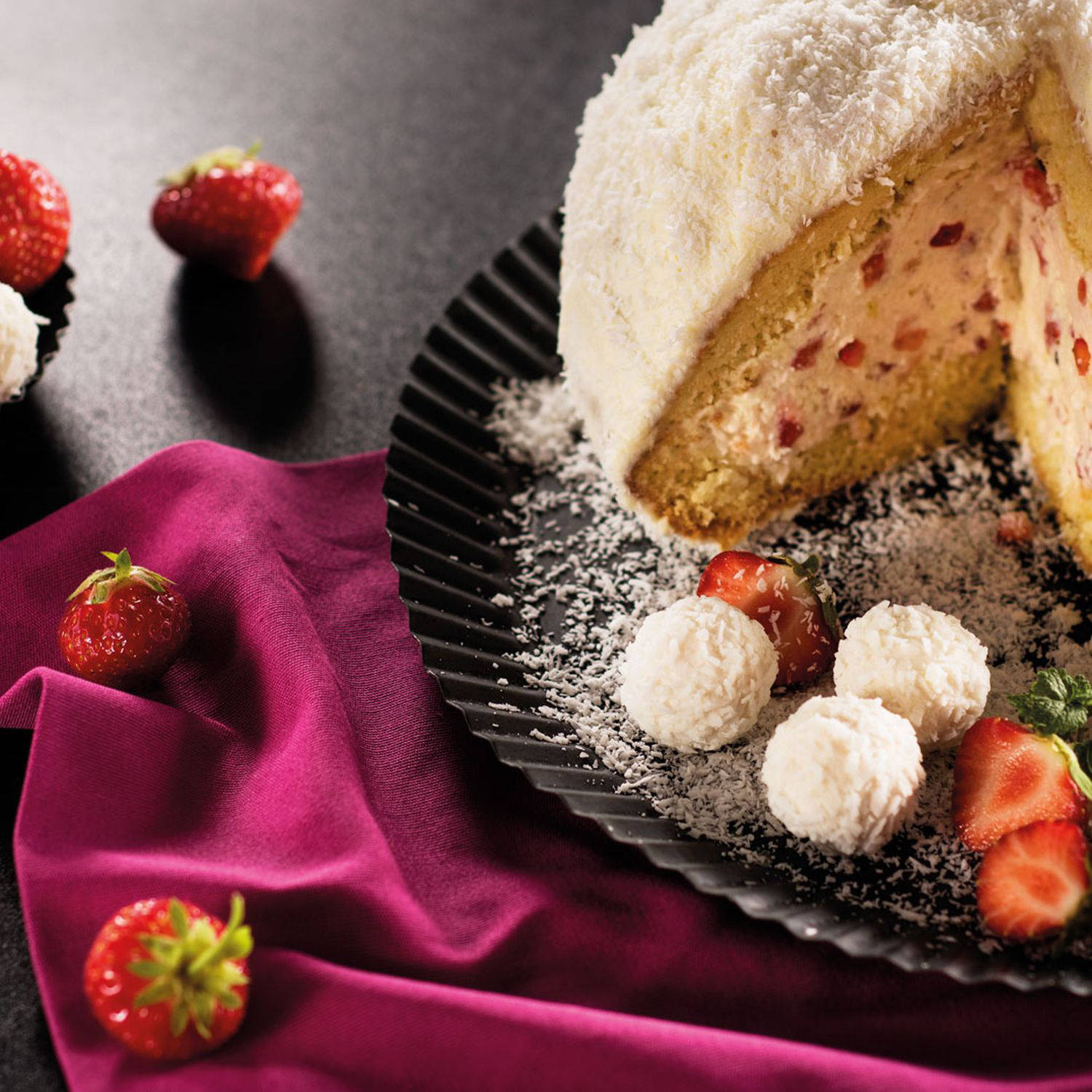 Serviervorschlag: Raffaello-Torte