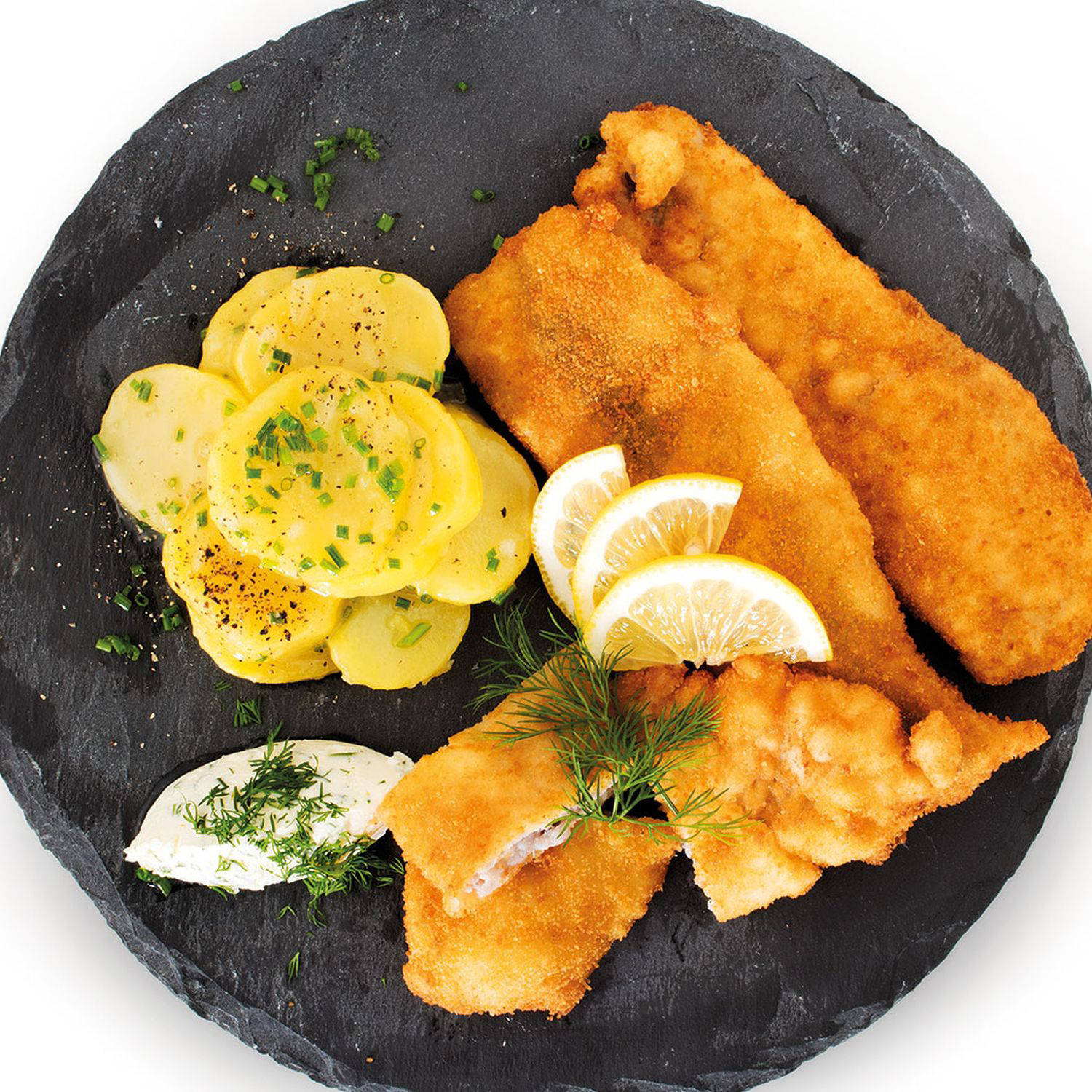 Serviervorschlag: Gebackener Matjes auf Kartoffelsalat mit Dillcreme