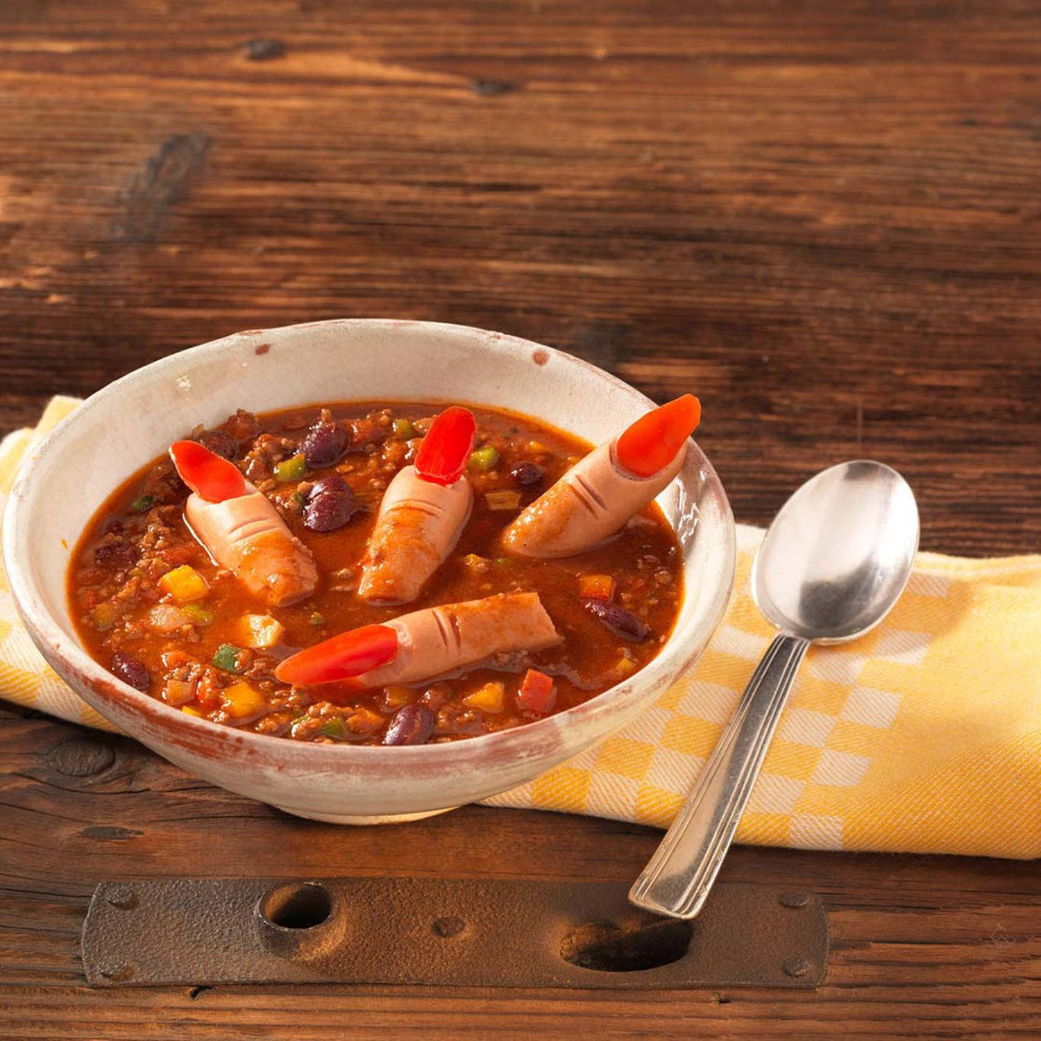 Serviervorschlag: Grusel-Chili con Carne mit Daumeneinlage