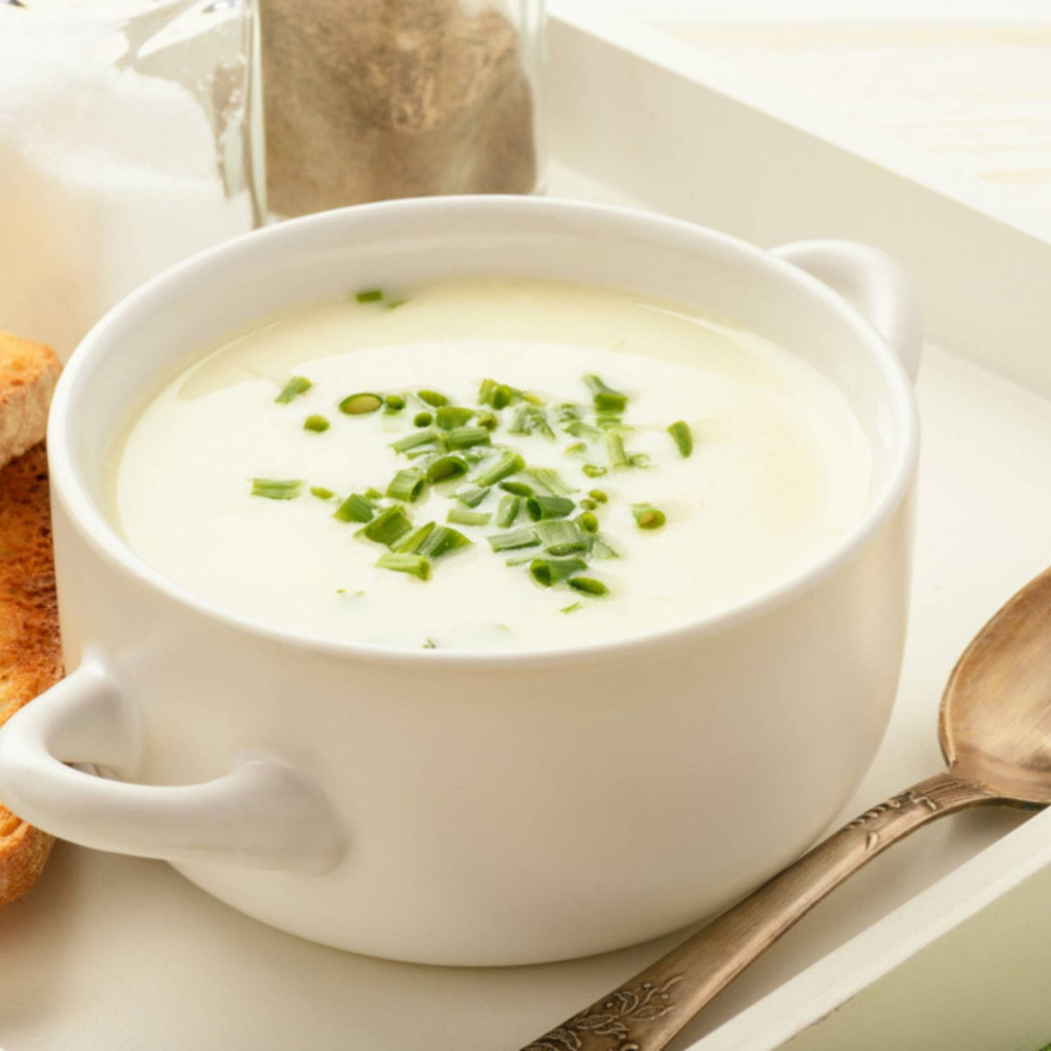 Serviervorschlag: Schweizer Käsesuppe