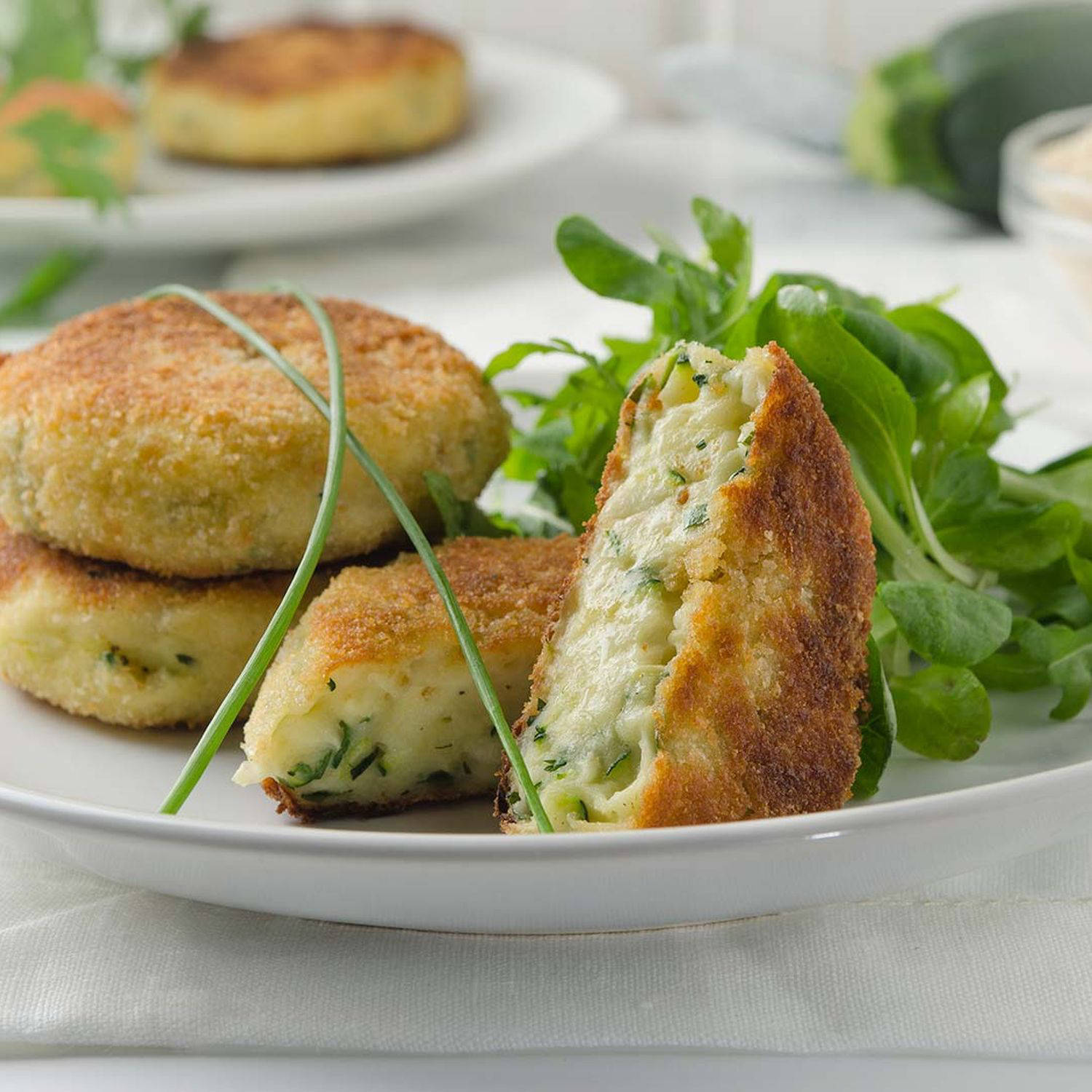 Serviervorschlag: Erdäpfel-Zucchini-Laibchen