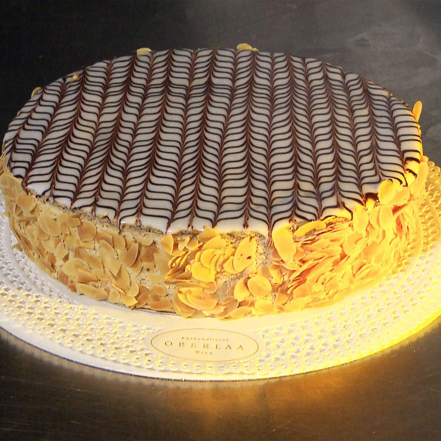 Serviervorschlag: Esterházy Torte