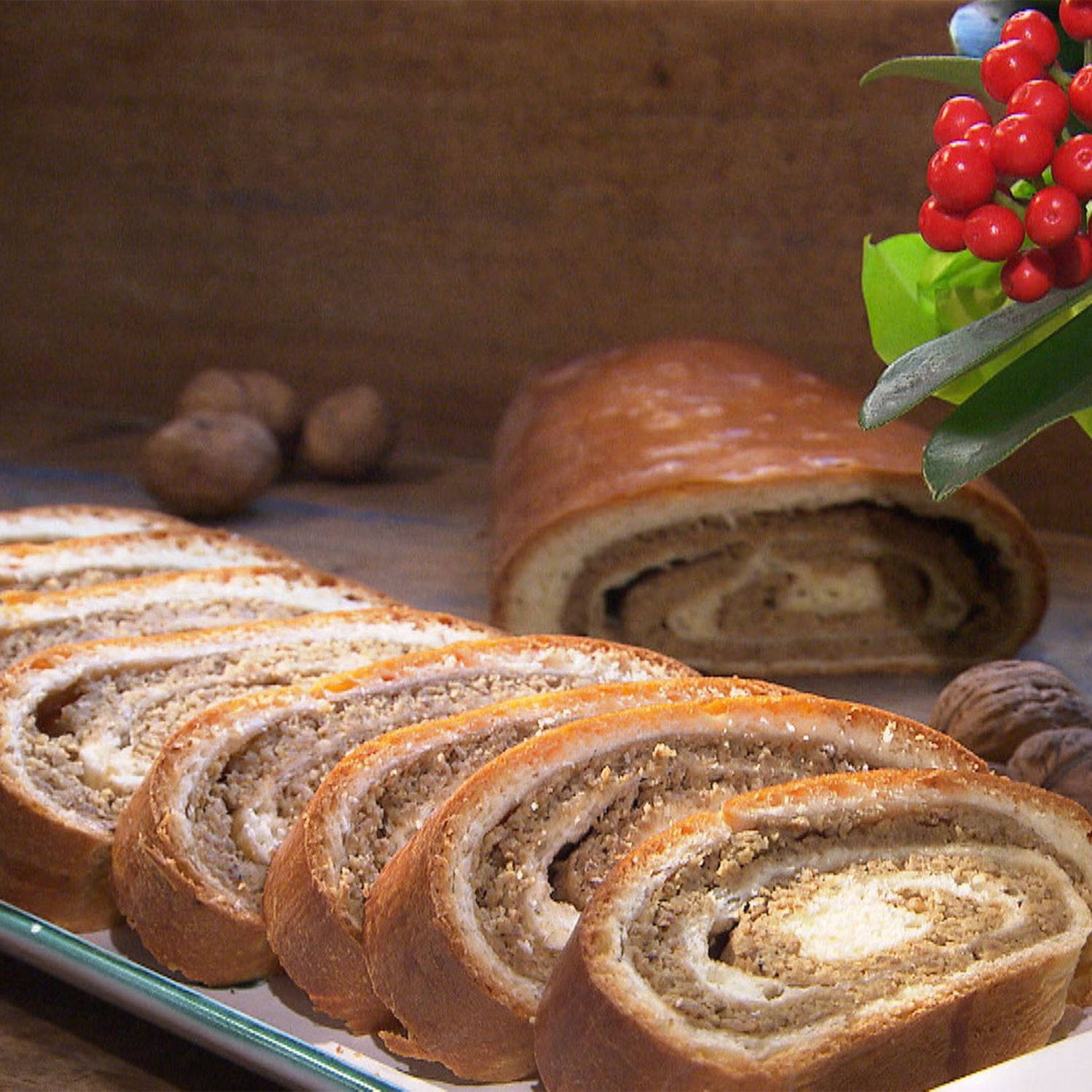 Serviervorschlag: Nussstrudel