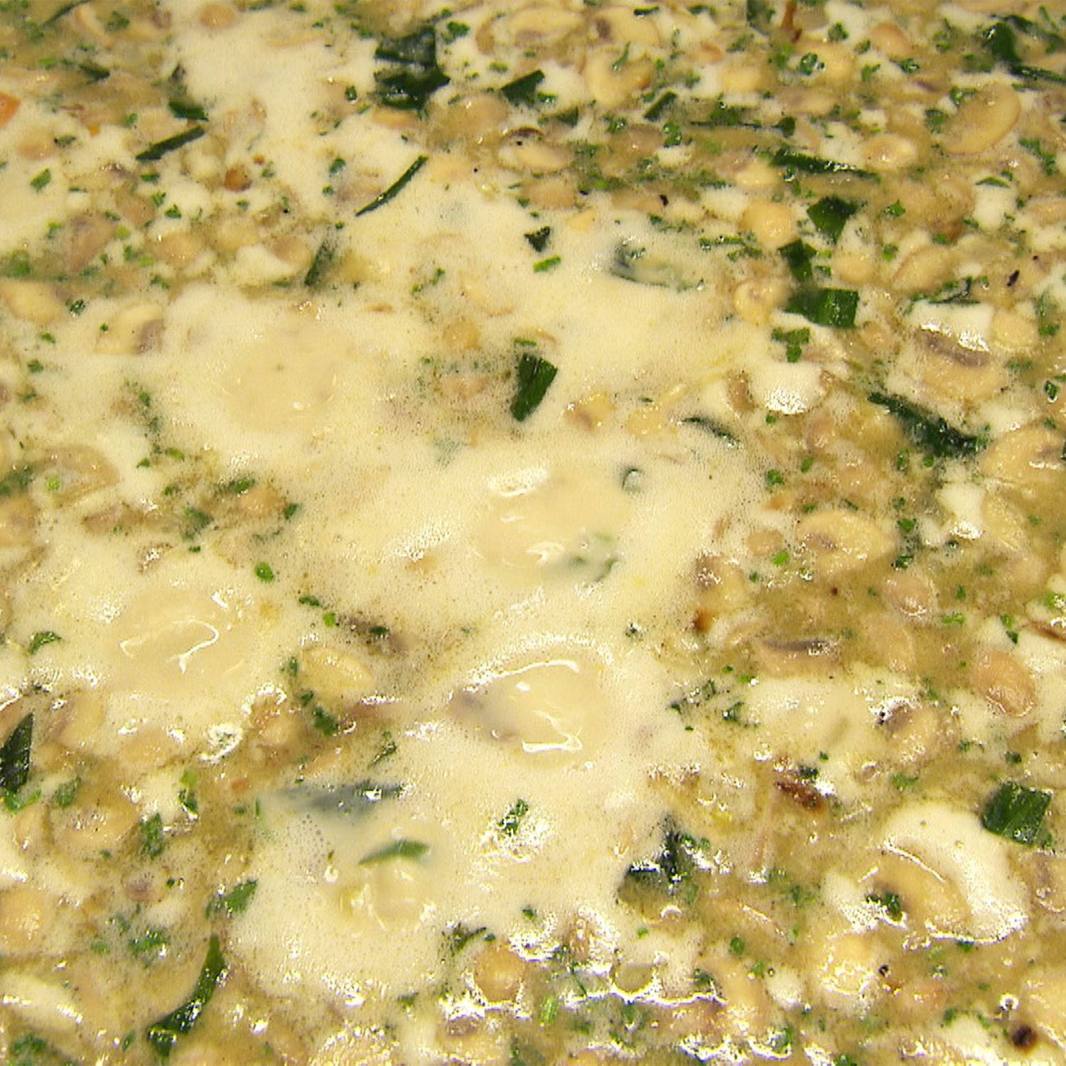Serviervorschlag: Pilgersuppe aus der Klosterküche
