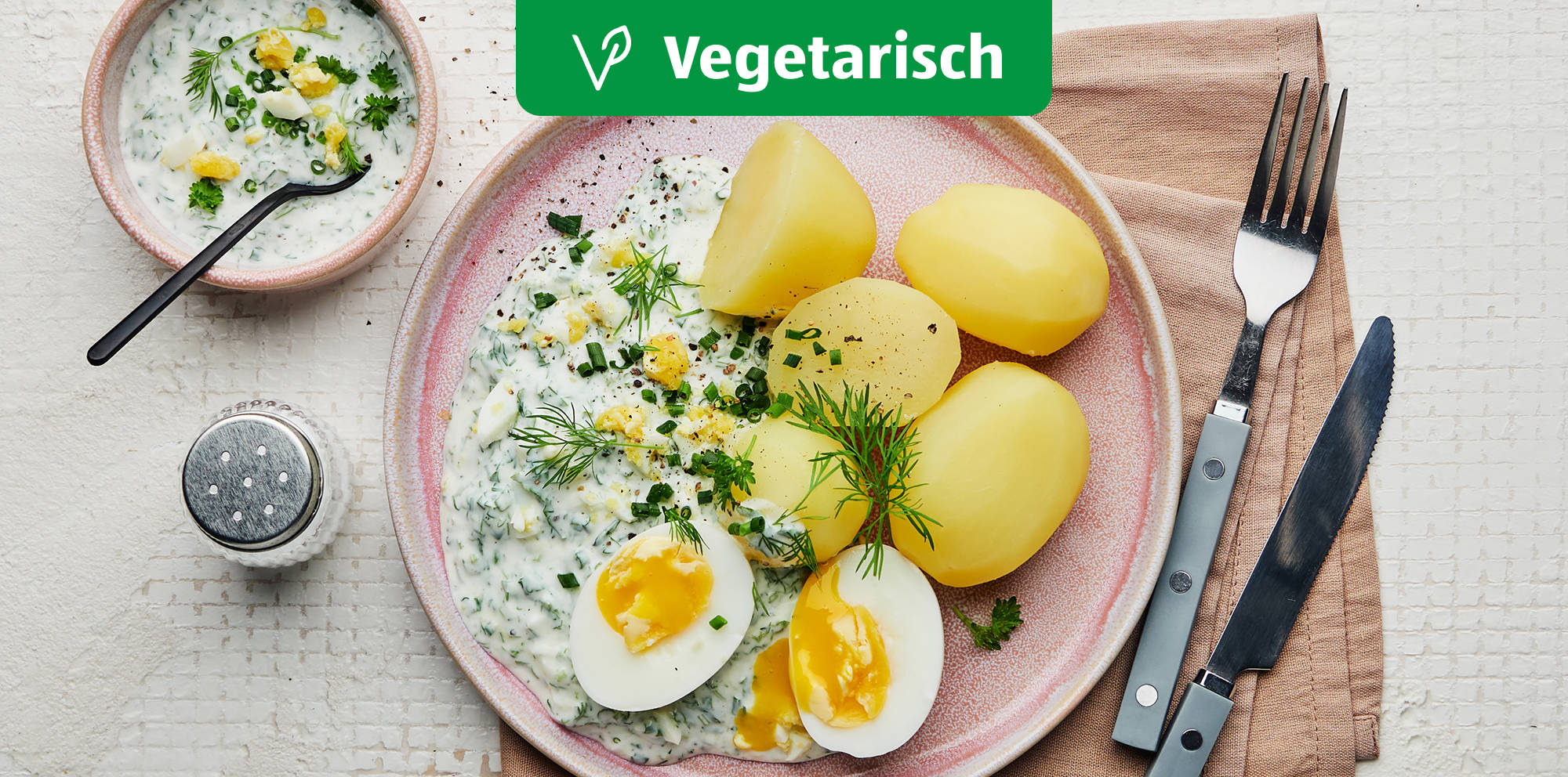 Grüne Sauce mit Kartoffeln und Ei.