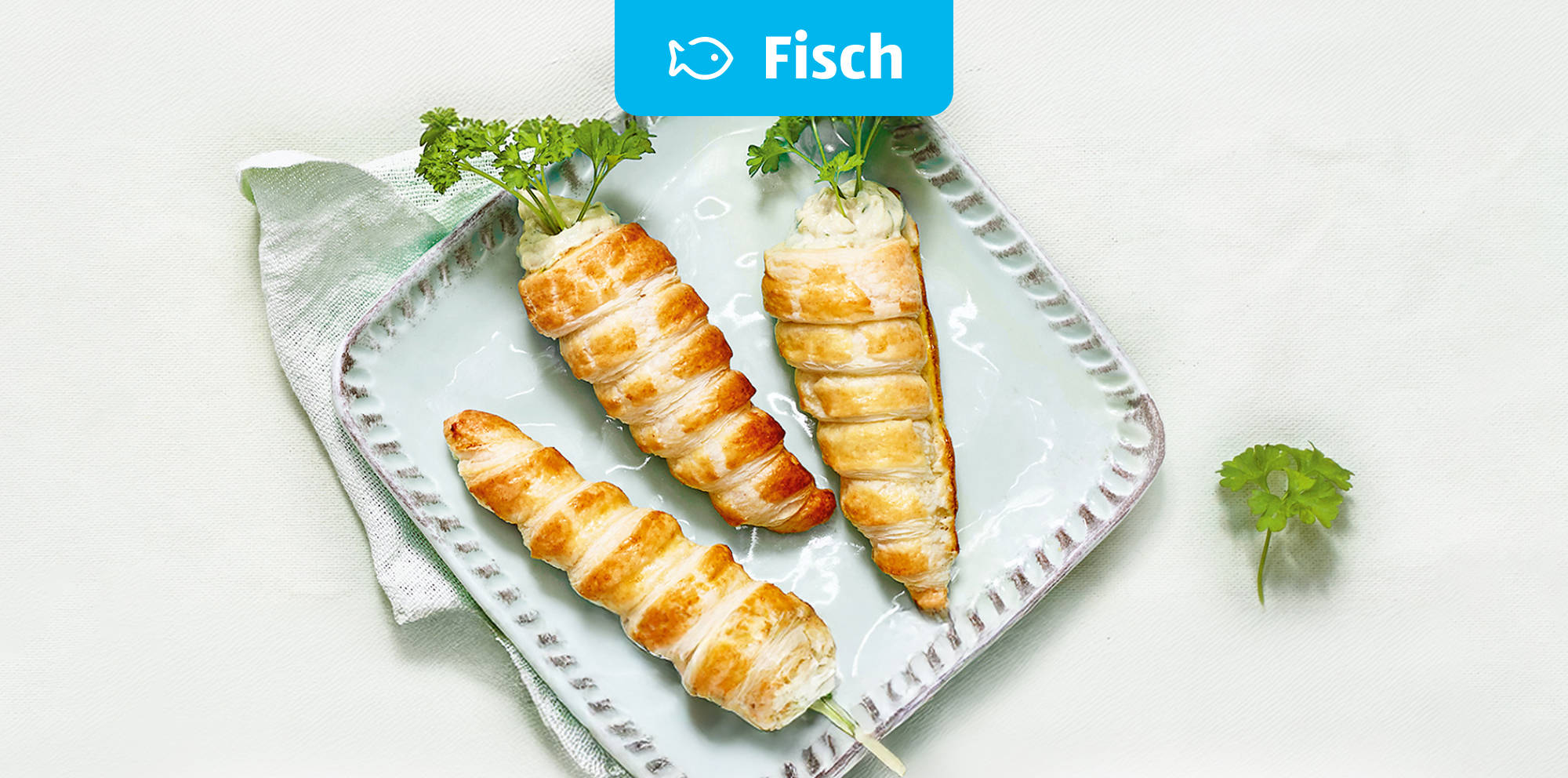 Blätterteig-Möhren mit Lachscreme.