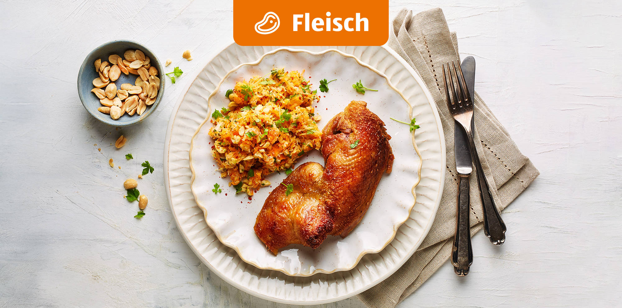 Knusper-Ente mit Rohkostsalat.