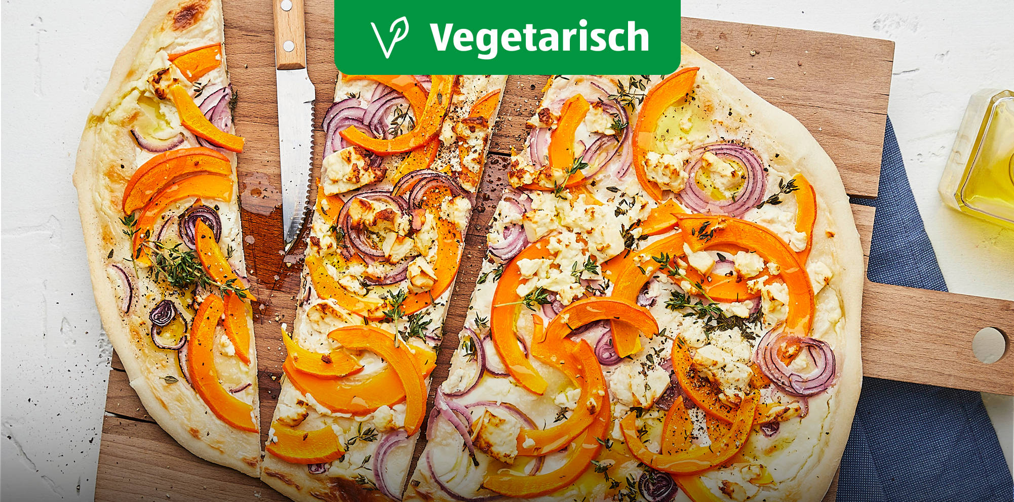 Kürbis-Flammkuchen mit Feta.