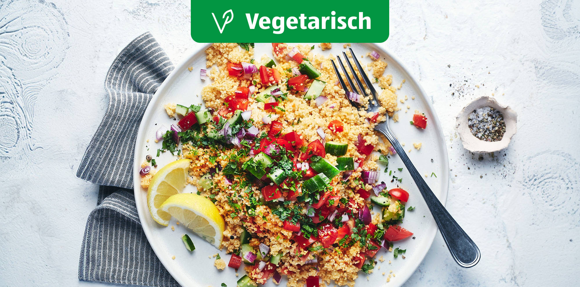 Couscous-Salat mit buntem Gemüse.