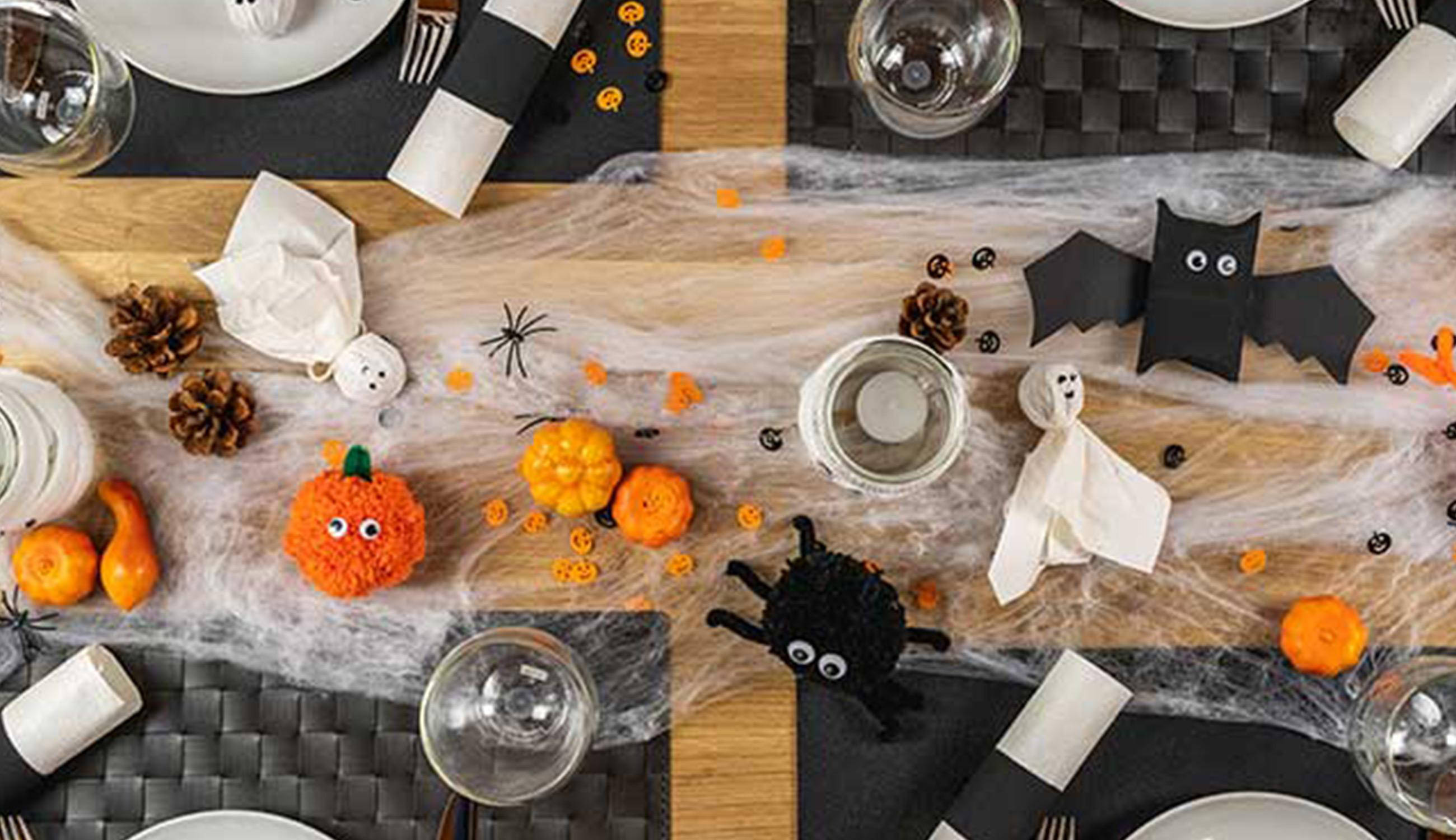Decorazioni Halloween fai da te con carta e colori