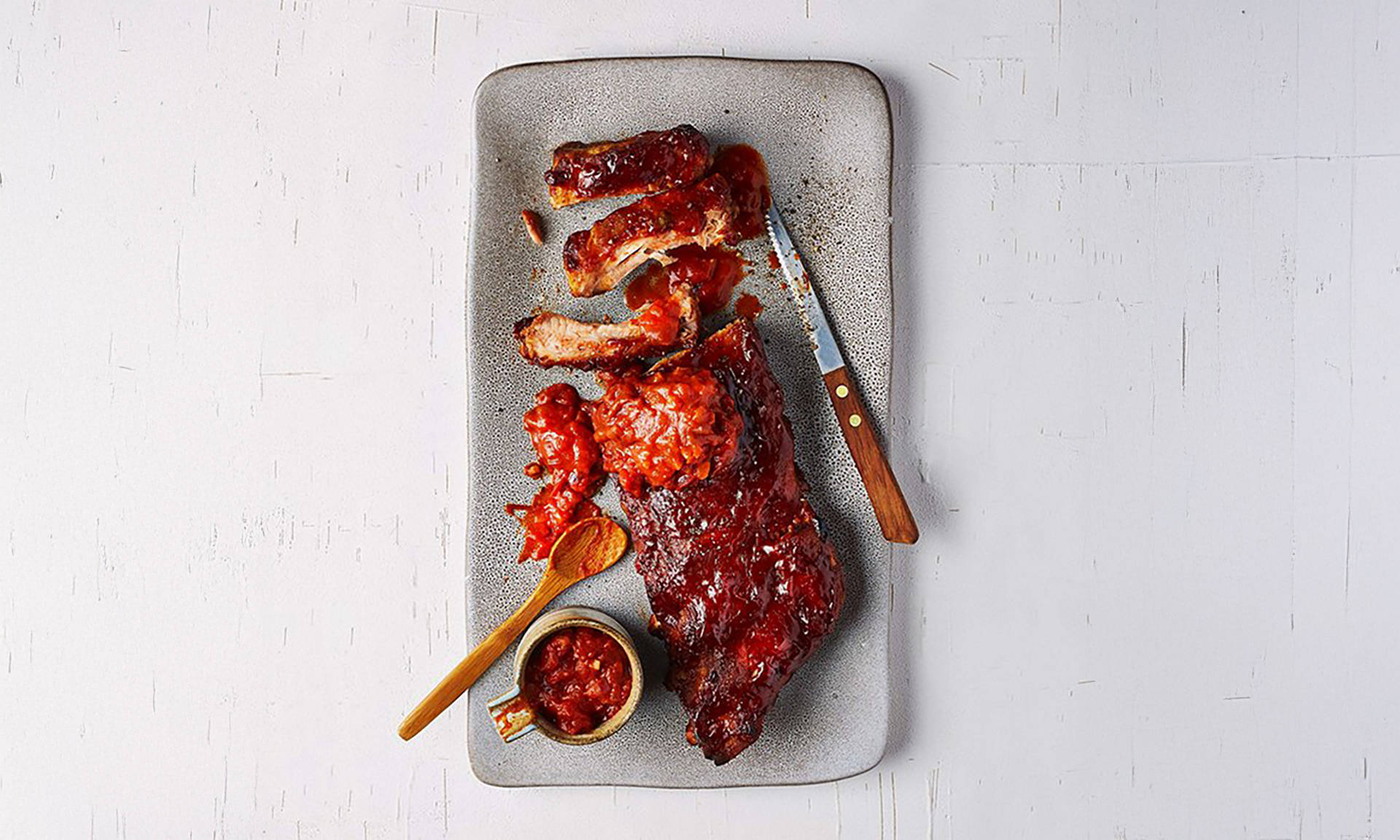 Serviervorschlag: Spare Ribs mit BBQ-Sauce