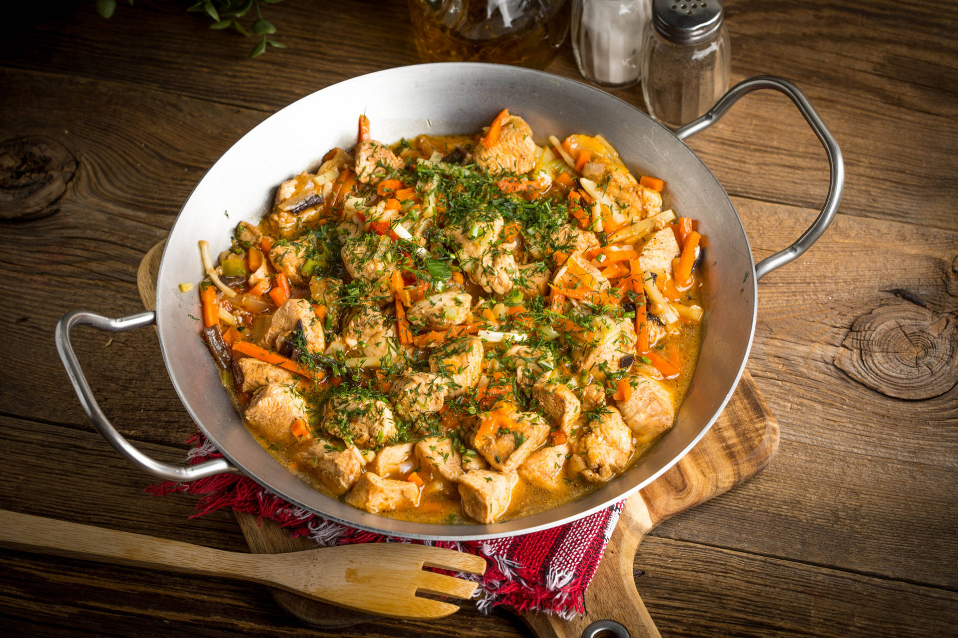 Serviervorschlag: Fußballpfanne mit Heimsieg