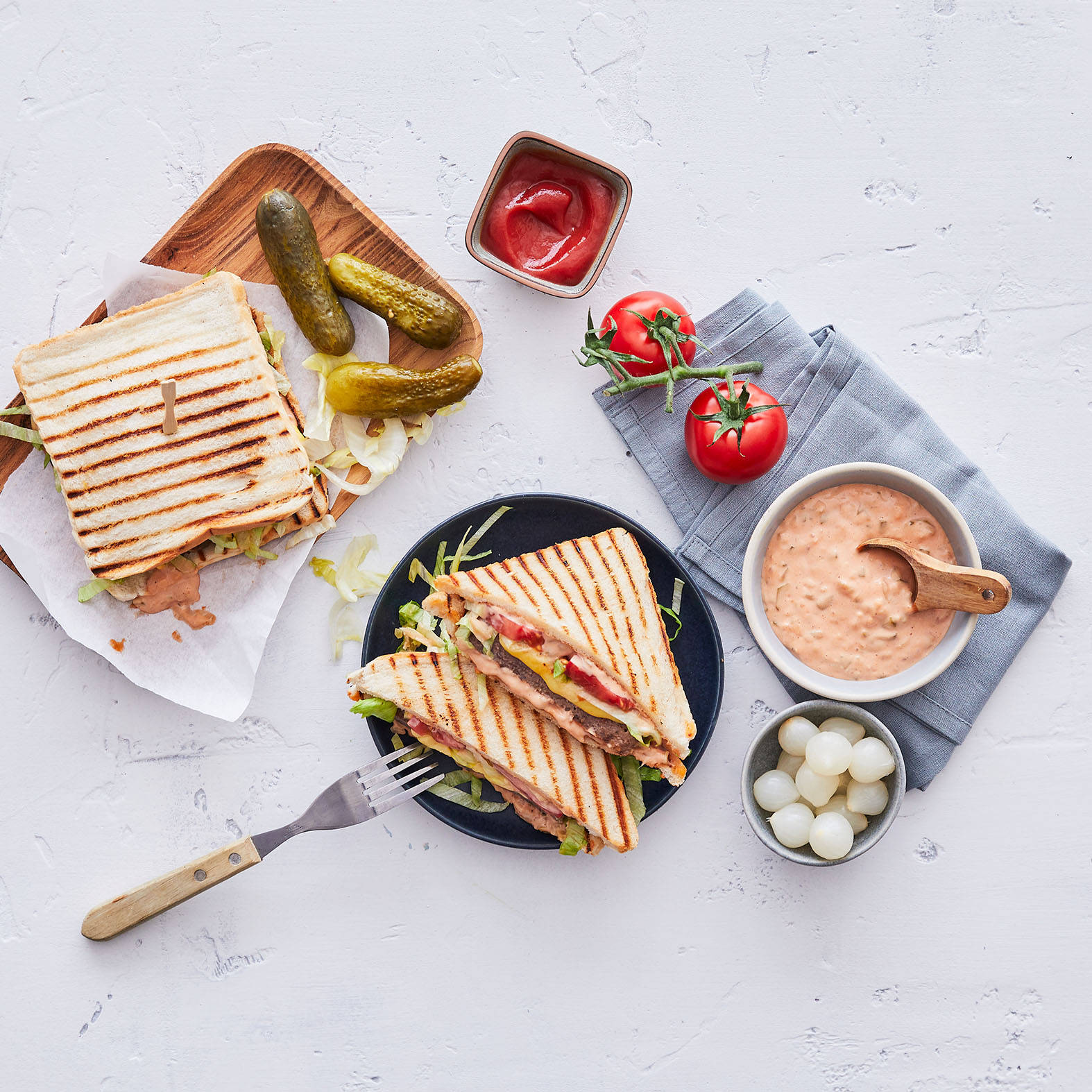 Serviervorschlag: Cheeseburger Sandwich