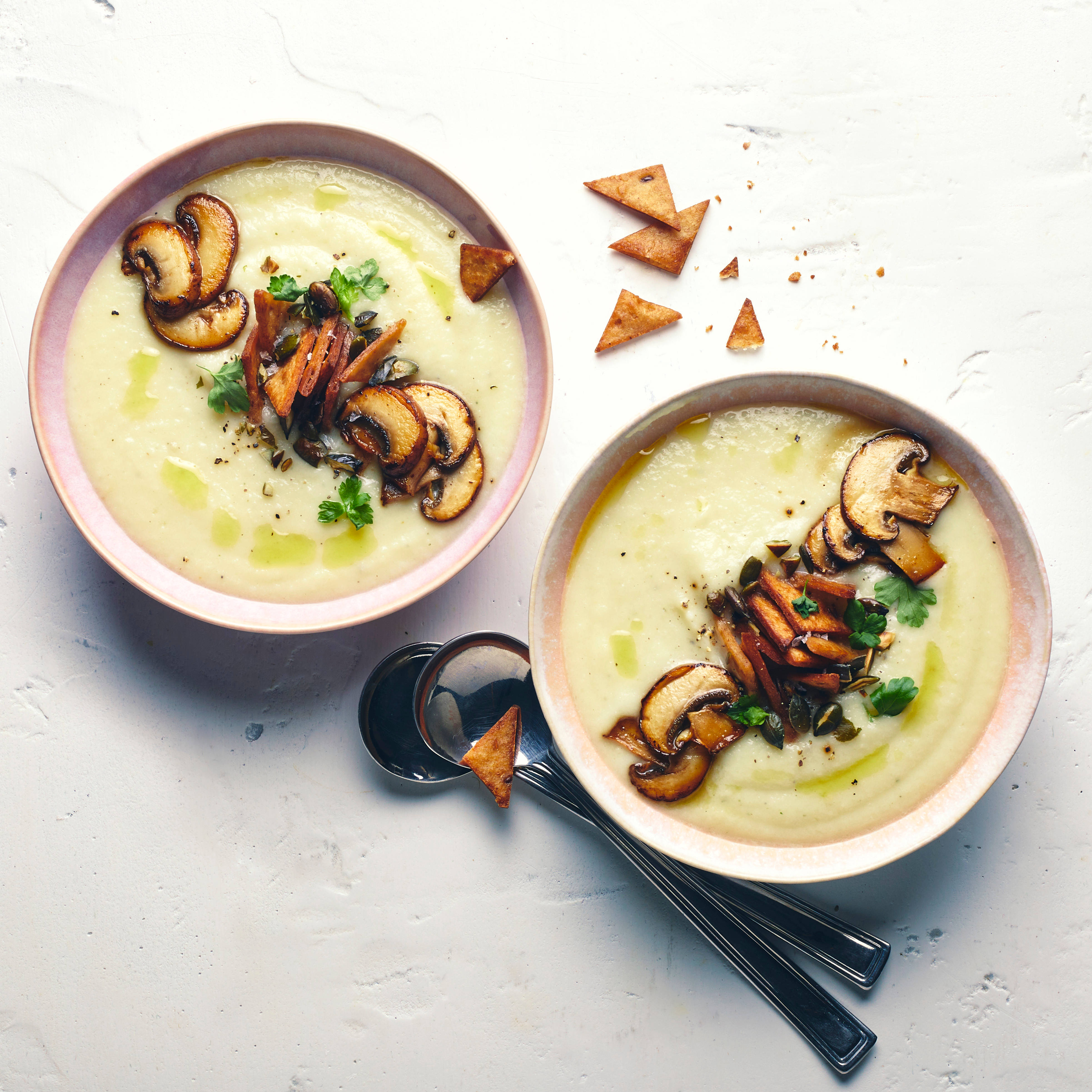 Blumenkohlsuppe mit Pilzen 