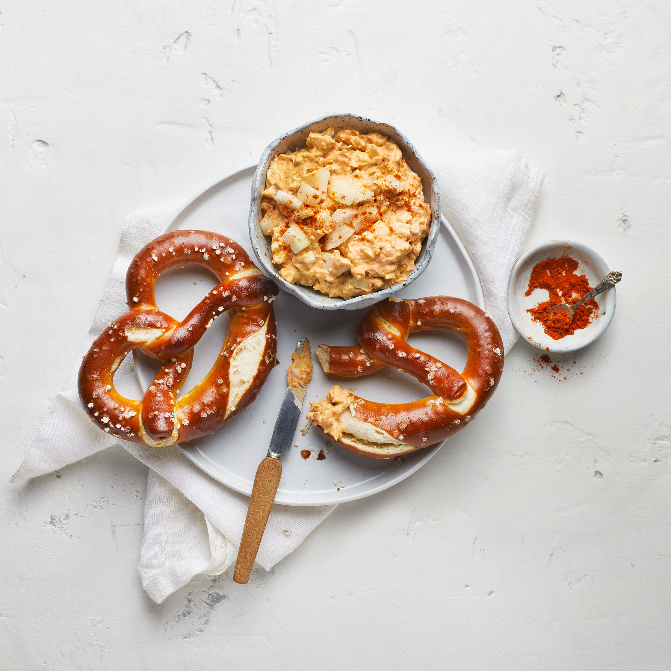 Serviervorschlag: Bayerischer Brotzeit-Dip