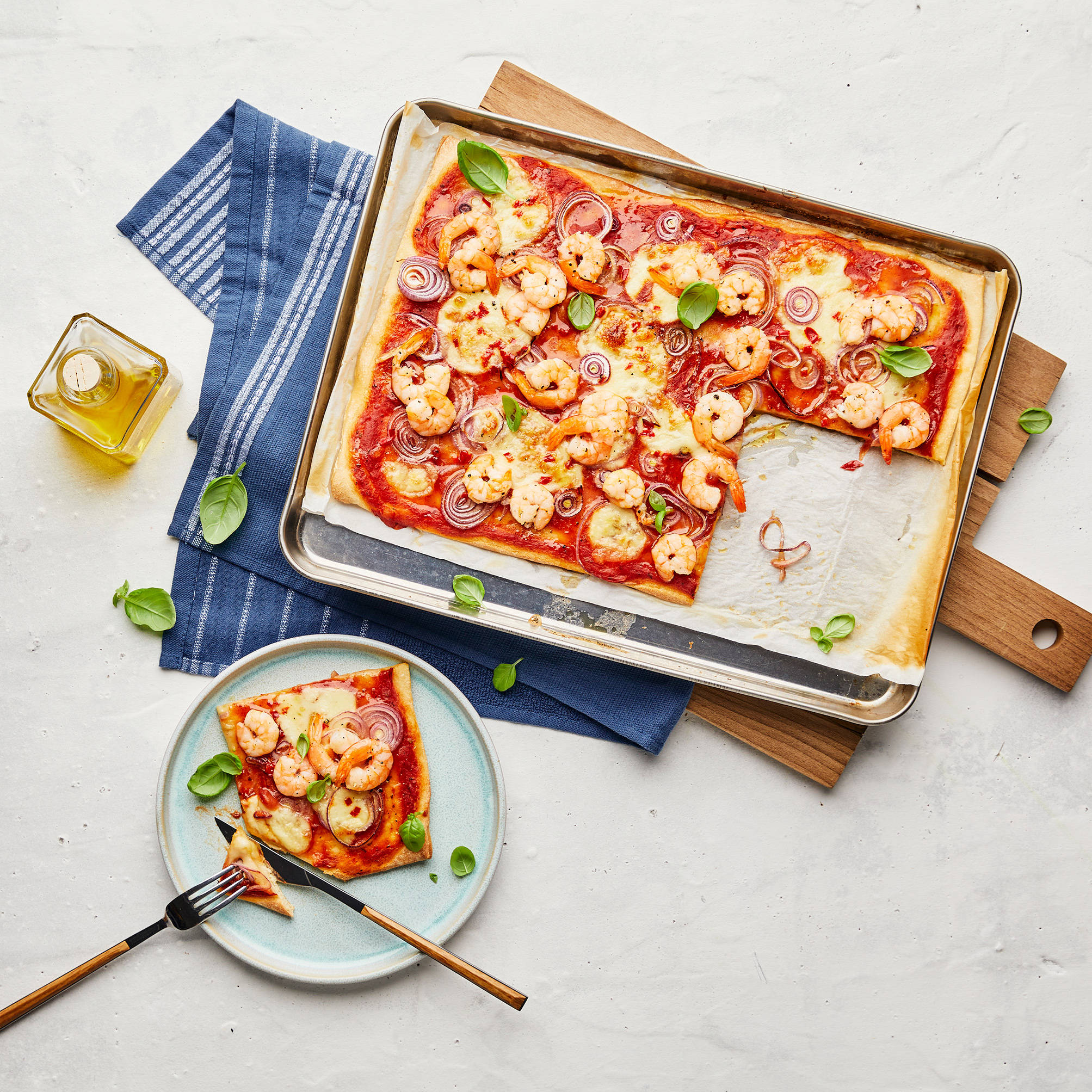 Serviervorschlag: Garnelen-Pizza