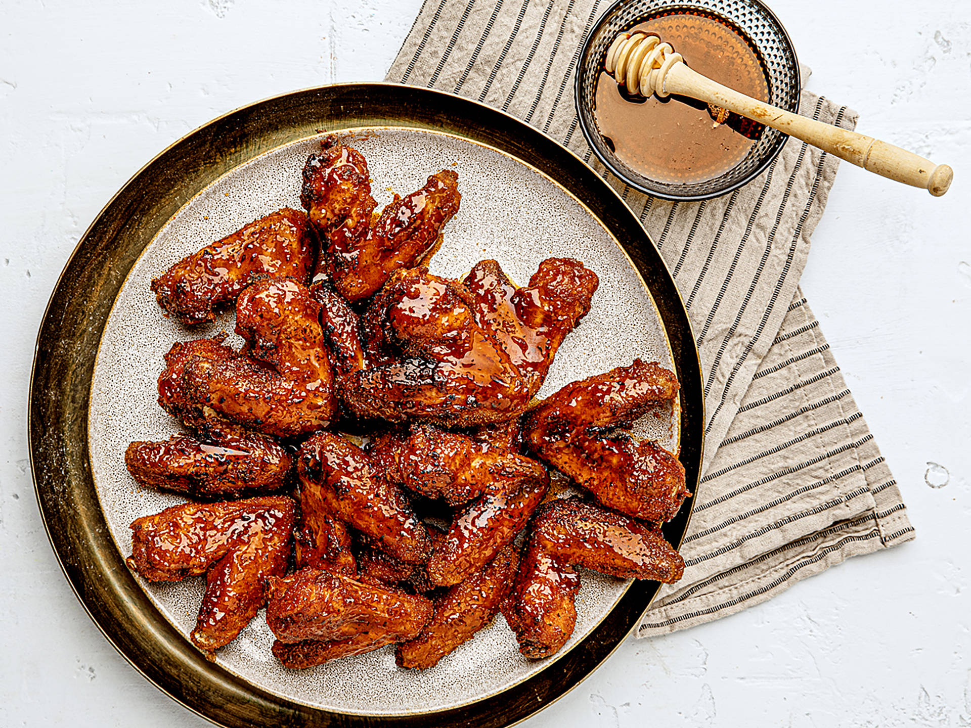 Serviervorschlag: Würzige Chicken-Wings