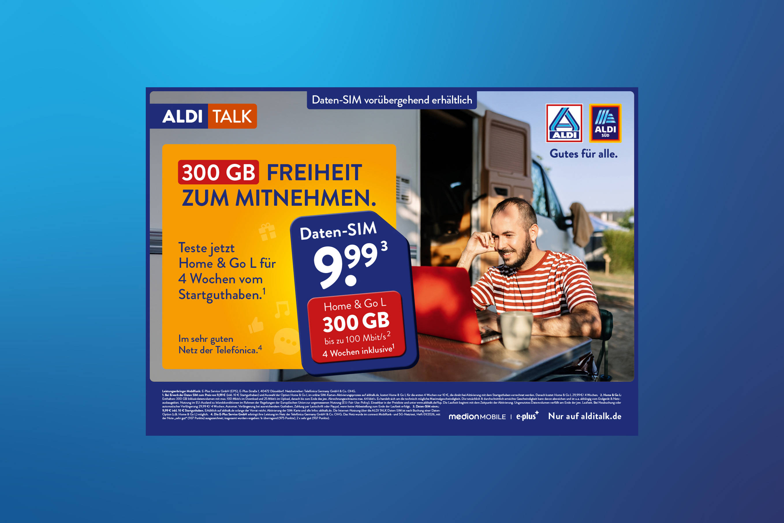 ALDI TALK Angebotsflyer mit Tarifinfos. Abgebildet ist ein Mann an einem Campingtisch, der auf einen Laptop schaut.