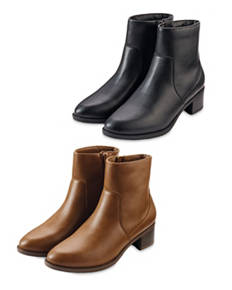 Adults' Boots