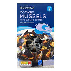 Cooked Mussels with Garlic & Butter