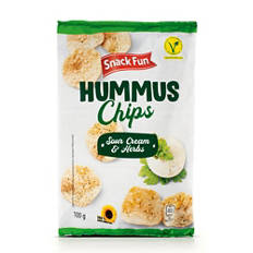 Hummus-Chips, Sauerrahm und Kräuter