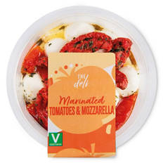 Marinated Tomatoes & Mozzarella Cheese