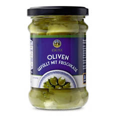 Antipasti mit Frischkäse, Oliven
