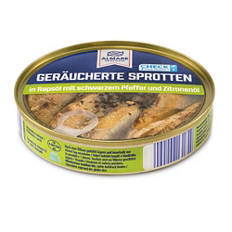Geräucherte Sprotten, Pfeffer und Zitrone