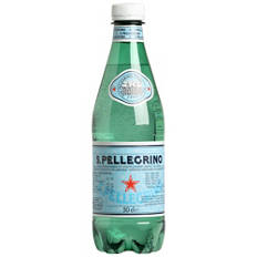 Natürliches Mineralwasser