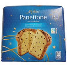 Panettone avec des gouttes de chocolat