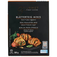 Pasta sfoglia mini, salmone e spinaci