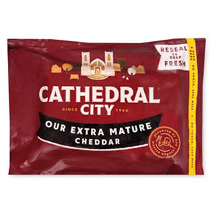 Davidstow Crackler Extra Mature Cheddar Cheese