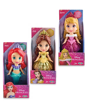 Disney Princess Garland Cake