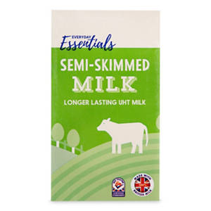 Skimmed UHT Milk