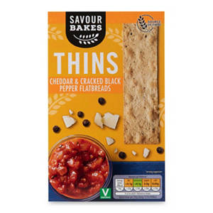 Cheddar & Cracked Black Pepper Flatbread Thins